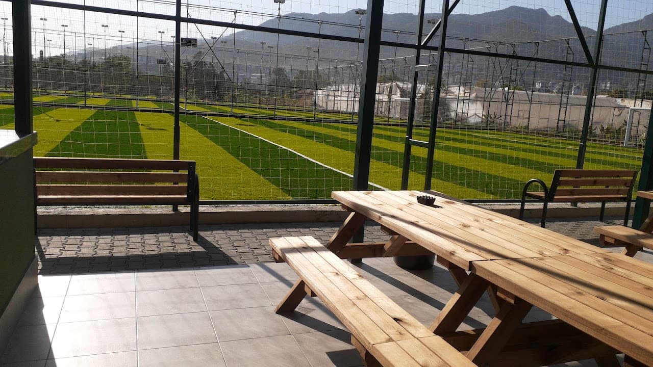 Oba park halı saha tesisleri
