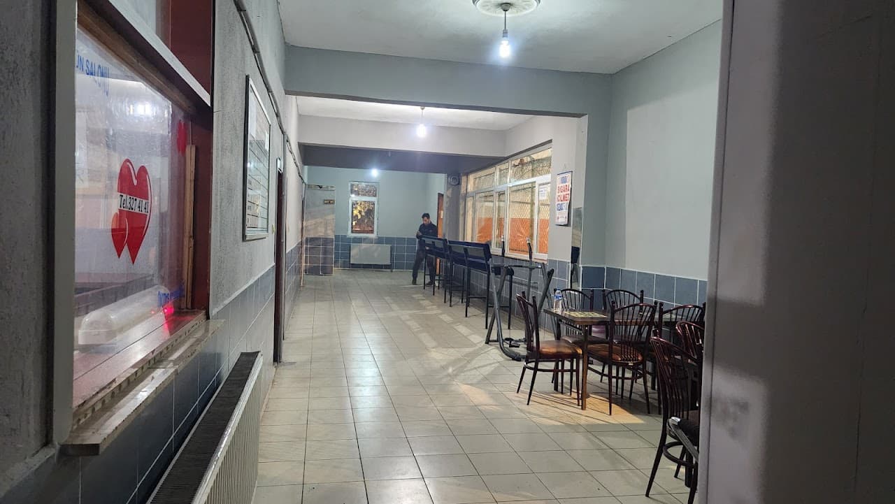 Erzurum Tekin Halı Saha 3